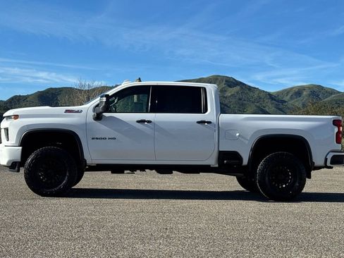 Certified 2021 Chevrolet Silverado 2500 LTZ w/ LTZ Plus Package image 7