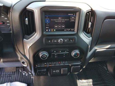Used 2024 Chevrolet Silverado 1500 Custom AWD/4WD image 22