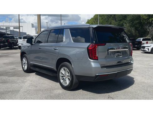Certified 2023 GMC Yukon SLT w/ SLT Premium Package AWD/4WD image 7