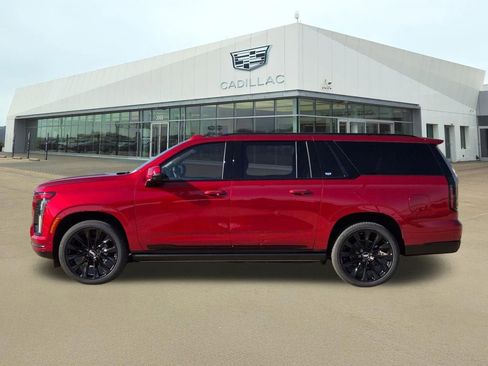 New 2026 Cadillac Escalade ESV Platinum Sport w/ LPO, ONYX Package image 3