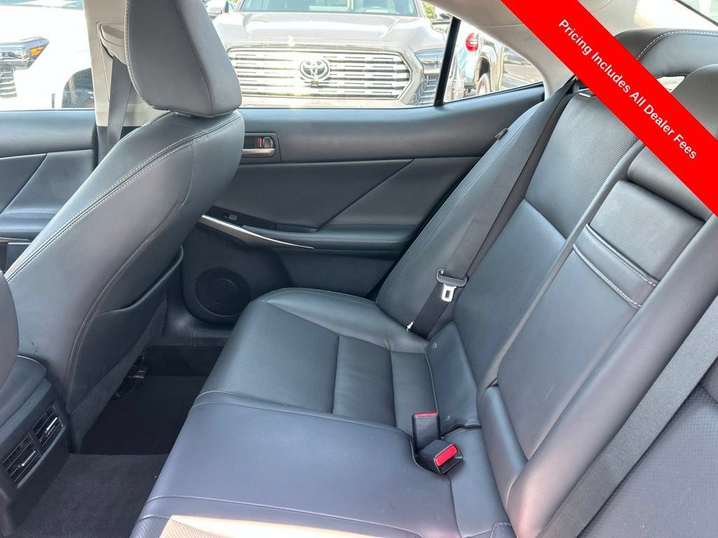 Used 2017 Lexus IS 200t w/ Premium Package RWD image 15
