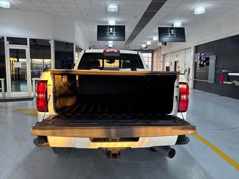 Used 2019 Chevrolet Silverado 2500 High Country w/ Duramax Plus Package AWD/4WD image 43