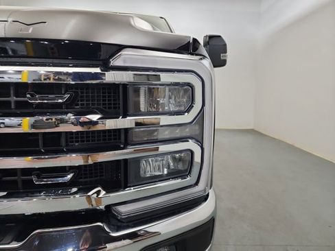 New 2026 Ford F250 Lariat image 34