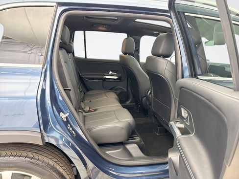 Used 2022 Mercedes-Benz GLB 250 4MATIC image 18
