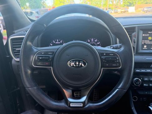 Used 2019 Kia Sportage EX w/ EX Sport Appearance Package AWD/4WD image 17