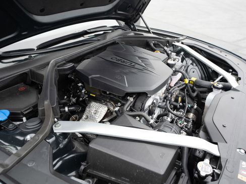 Used 2025 Genesis G70 2.5T RWD image 31