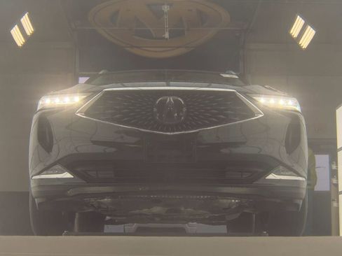 Used 2023 Acura MDX SH-AWD w/ Advance Package image 4