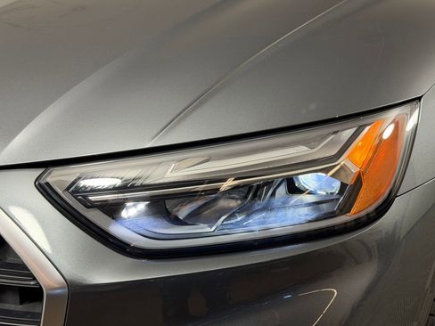 Certified 2023 Audi Q5 2.0T Premium w/ Convenience Package image 11