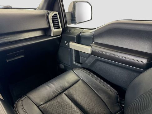 Used 2020 Ford F150 Lariat w/ Equipment Group 502A Luxury AWD/4WD image 22