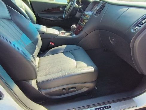 Used 2015 INFINITI QX50 Journey w/ Premium Package AWD/4WD image 13