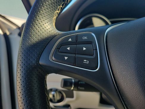 Certified 2018 Mercedes-Benz GLA 250 image 27