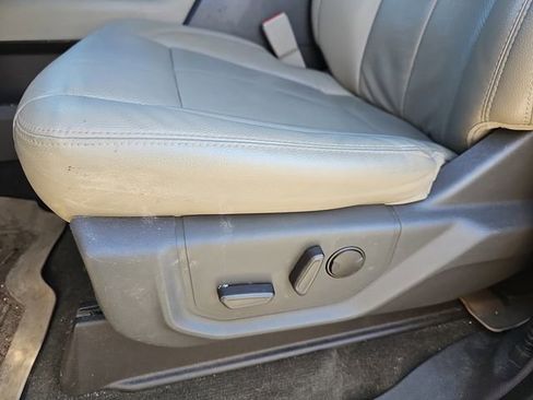 Used 2020 Ford Expedition XLT w/ Equipment Group 202A image 14