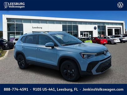 New 2025 Volkswagen Taos SE