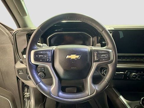 Used 2023 Chevrolet Silverado 1500 LTZ w/ Technology Package AWD/4WD image 10