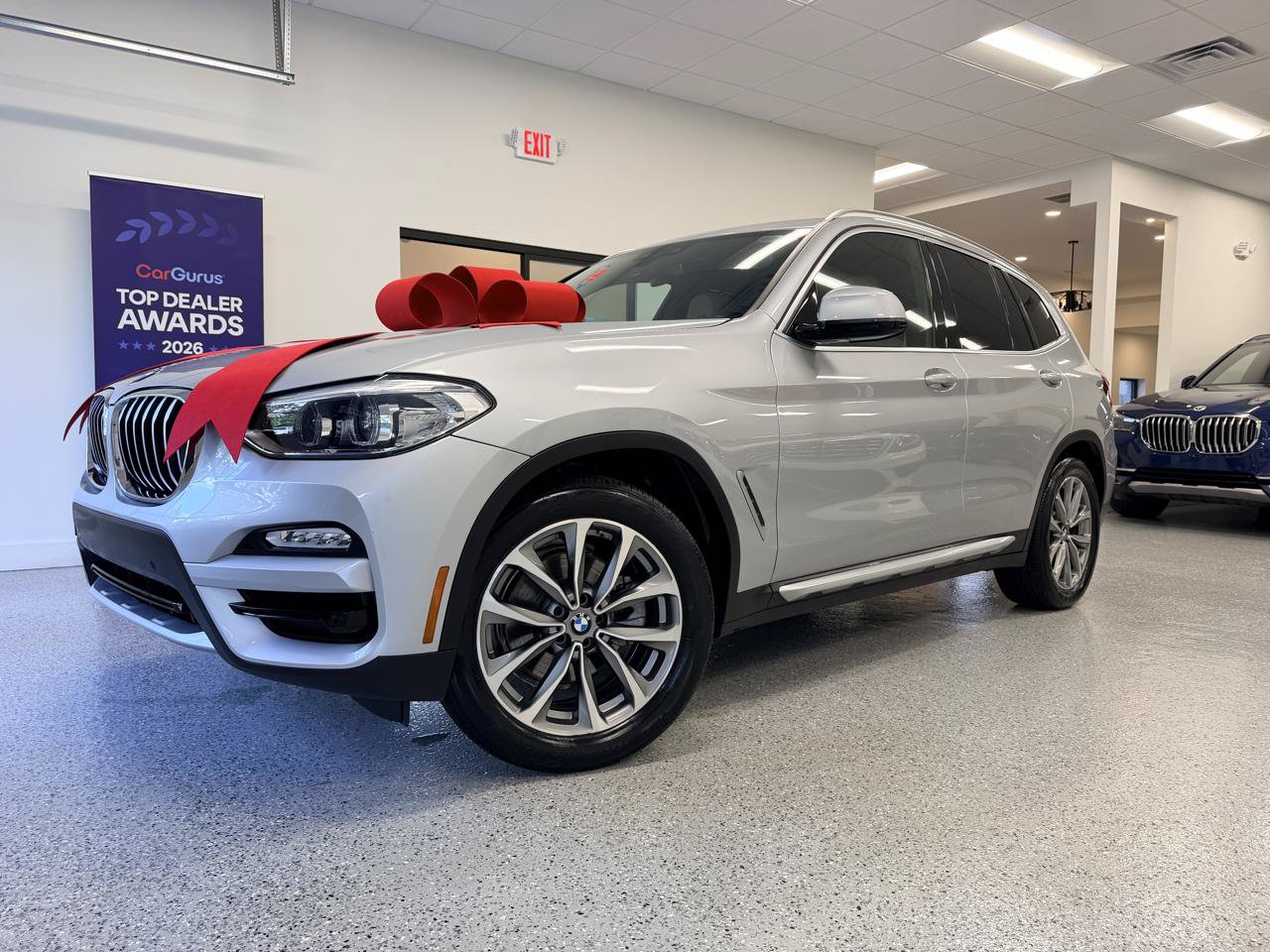 Used 2019 BMW X3 xDrive30i w/ Premium Package AWD/4WD image 2
