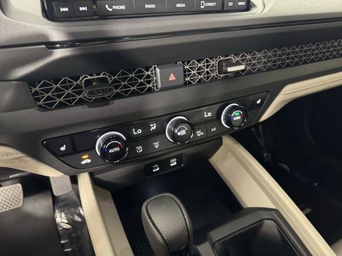 Used 2025 Honda Accord SE image 24