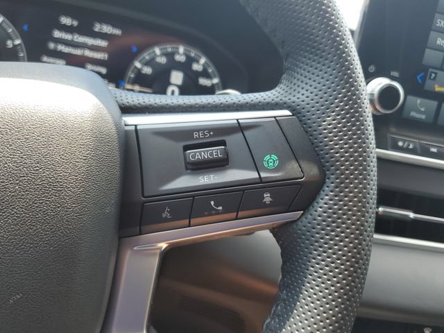 Used 2024 Mitsubishi Outlander SEL AWD/4WD image 24