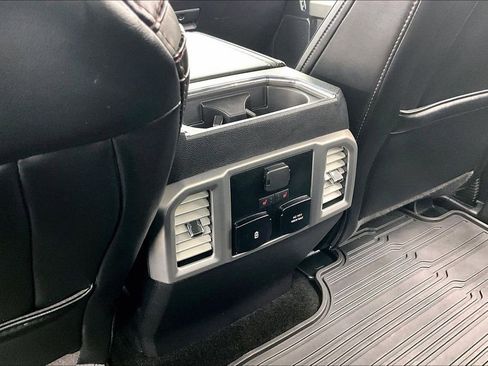 Used 2018 Ford F150 Platinum w/ Equipment Group 701A Luxury image 34