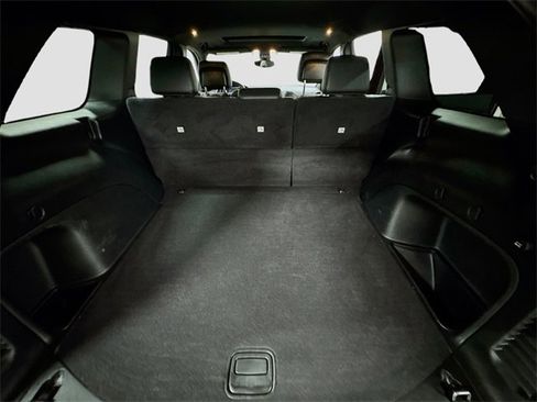 Used 2021 Jeep Grand Cherokee Limited w/ Trailer Tow Group IV image 30