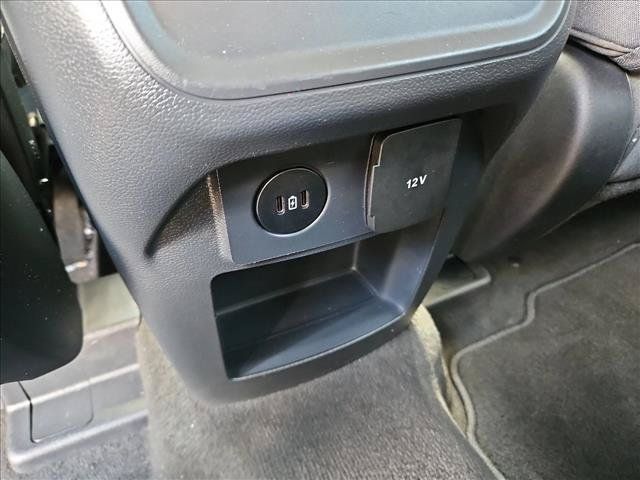Used 2025 Ford Explorer Active RWD image 17