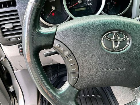 Used 2007 Toyota 4Runner SR5 image 11