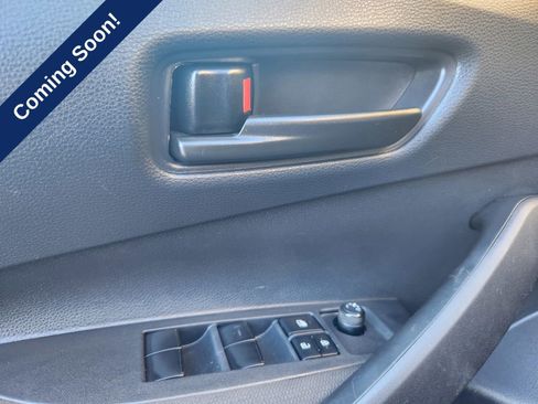 Used 2024 Toyota Corolla LE FWD image 9