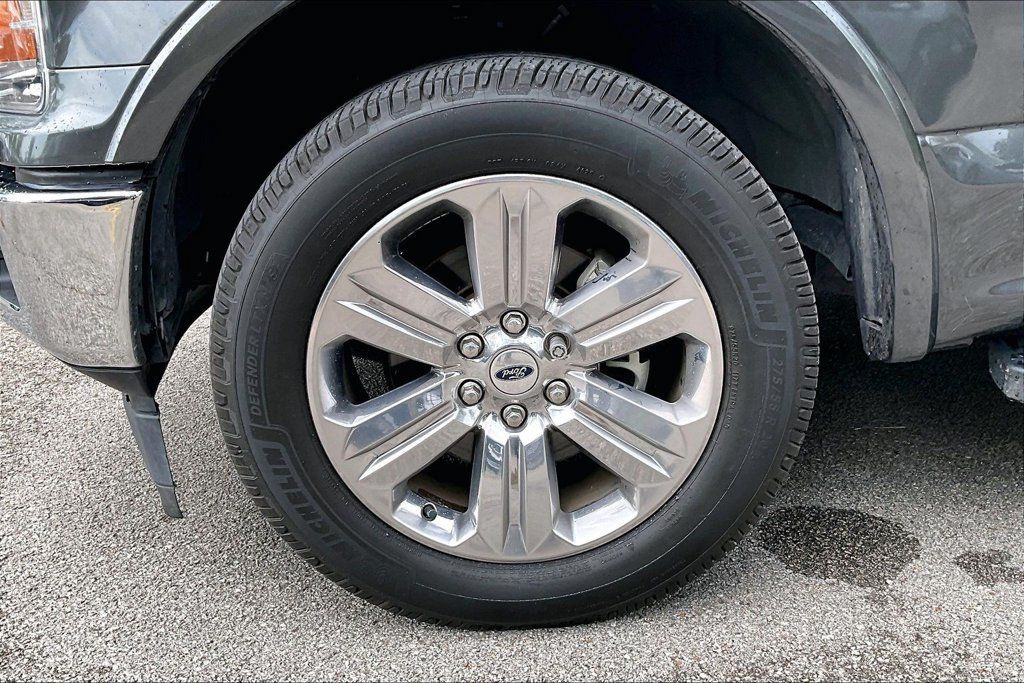 Used 2020 Ford F150 Lariat RWD image 11