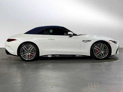 New 2026 Mercedes-Benz SL 55 AMG 4MATIC image 2