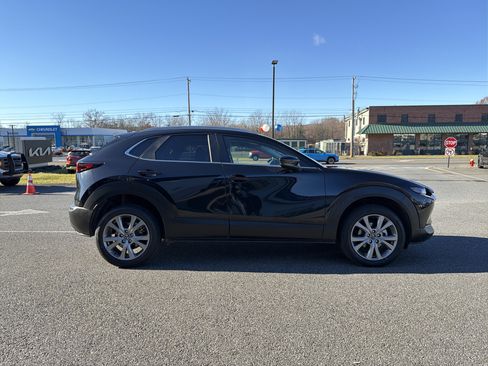 Used 2024 MAZDA CX-30 AWD 2.5 S w/ Preferred Package image 4