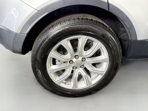 Used 2019 Land Rover Range Rover Evoque SE image 33