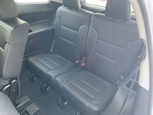 Used 2023 GMC Acadia SLT w/ Preferred Package AWD/4WD image 22