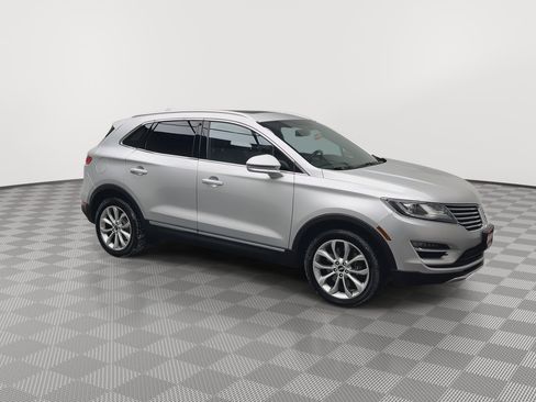 Used 2016 Lincoln MKC Select w/ Select Plus Package image 43