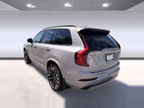 New 2026 Volvo XC90 B6 Ultra w/ Protection Package image 3