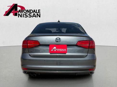 Used 2017 Volkswagen Jetta GLI FWD image 5