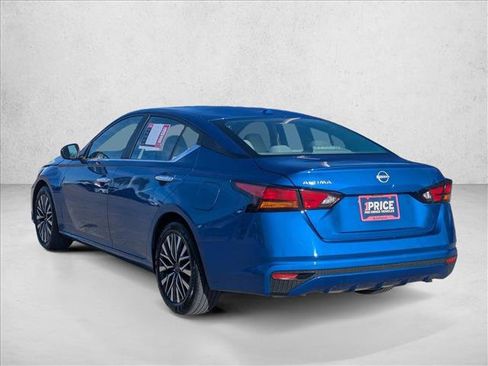 Used 2025 Nissan Altima 2.5 SV image 7