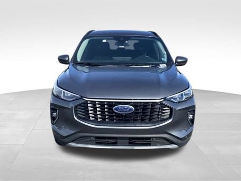 Used 2023 Ford Escape Platinum AWD/4WD image 2
