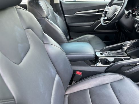 Used 2022 Kia Telluride S AWD/4WD image 24
