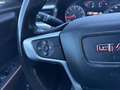 Used 2018 GMC Acadia SLE w/ LPO, Floor Liner Package image 30