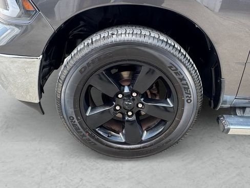 Used 2019 RAM 1500 ST w/ SXT Plus Group AWD/4WD image 23