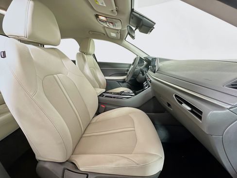 Used 2023 Hyundai Sonata SEL w/ Cargo Package image 30