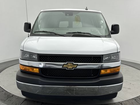 Used 2024 Chevrolet Express 3500 LT w/ LT Preferred Equipment Group image 2