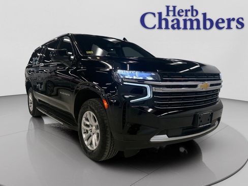 Used 2021 Chevrolet Suburban LT image 1