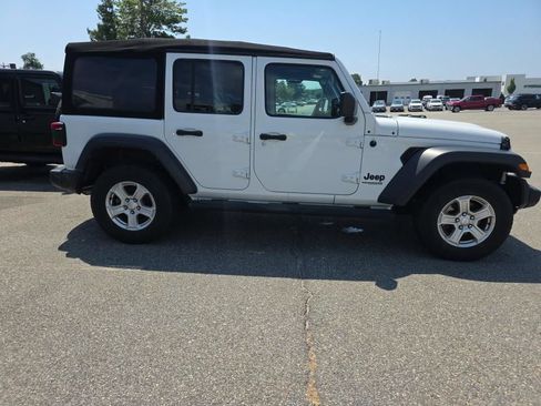 Used 2022 Jeep Wrangler Unlimited Sport AWD/4WD image 5