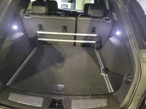 Used 2020 Cadillac XT5 Premium Luxury image 7