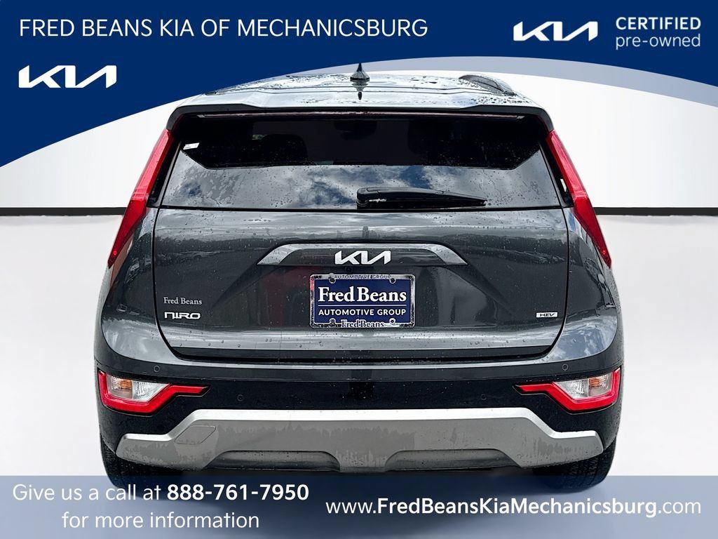 Certified 2023 Kia Niro EX Touring FWD image 6