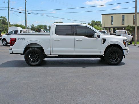 Used 2024 Ford F150 Lariat w/ Bed Utility Package AWD/4WD image 8