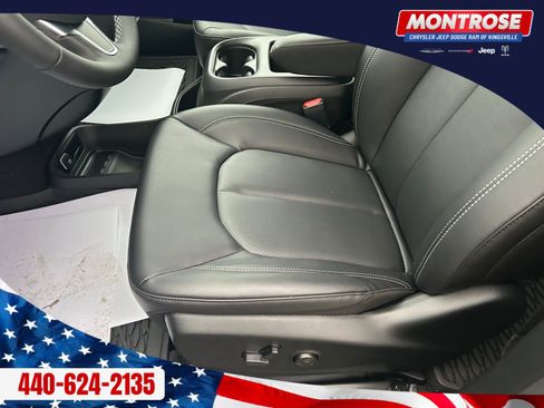 New 2026 Chrysler Voyager LX image 19