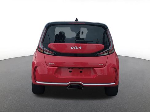 Used 2024 Kia Soul GT-Line w/ GT-Line Technology Package FWD image 5