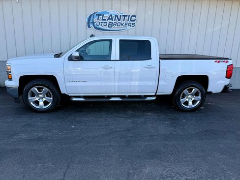 Used 2014 Chevrolet Silverado 1500 LT w/ LT Convenience Package image 2