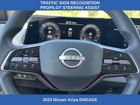 Used 2023 Nissan Ariya FWD image 10